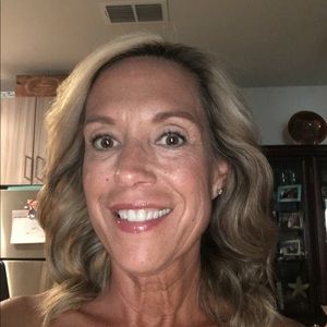 Meet your Posher, Christi